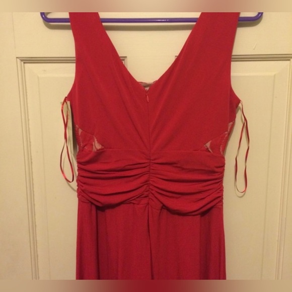 Red Formal Floor Length Gown NWT - Picture 3 of 3